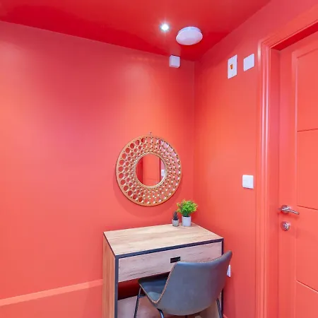 Apartment Pass The Keys Luxurious Retreat With Workspace