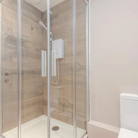 Pass The Keys Luxurious Retreat With Workspace Apartment *